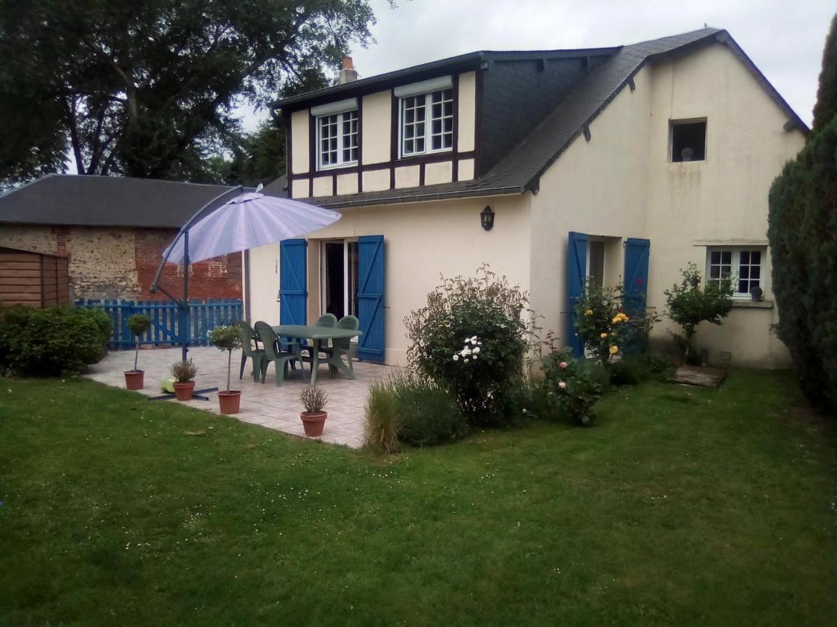 Villa Maison Du Clocher Le Planquay Exterior foto